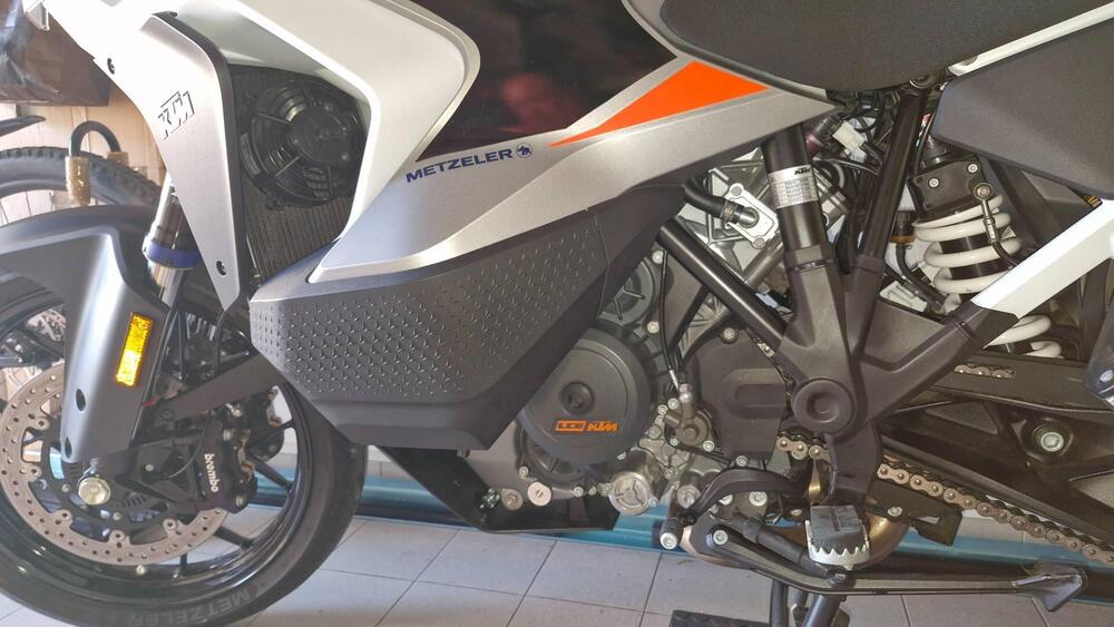 KTM 1290 Super Adventure S (2022 - 25) (4)