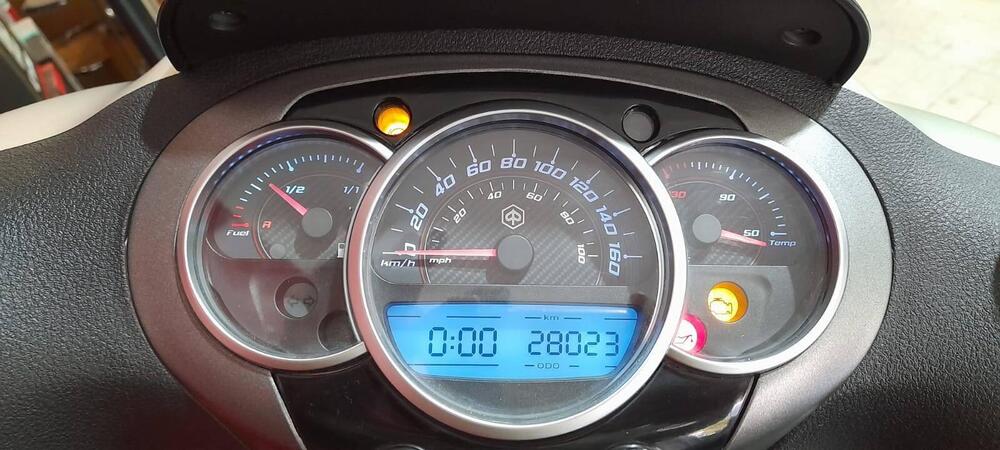 Piaggio Beverly 300 S i.e. ABS-ASR (2016 - 20) (5)