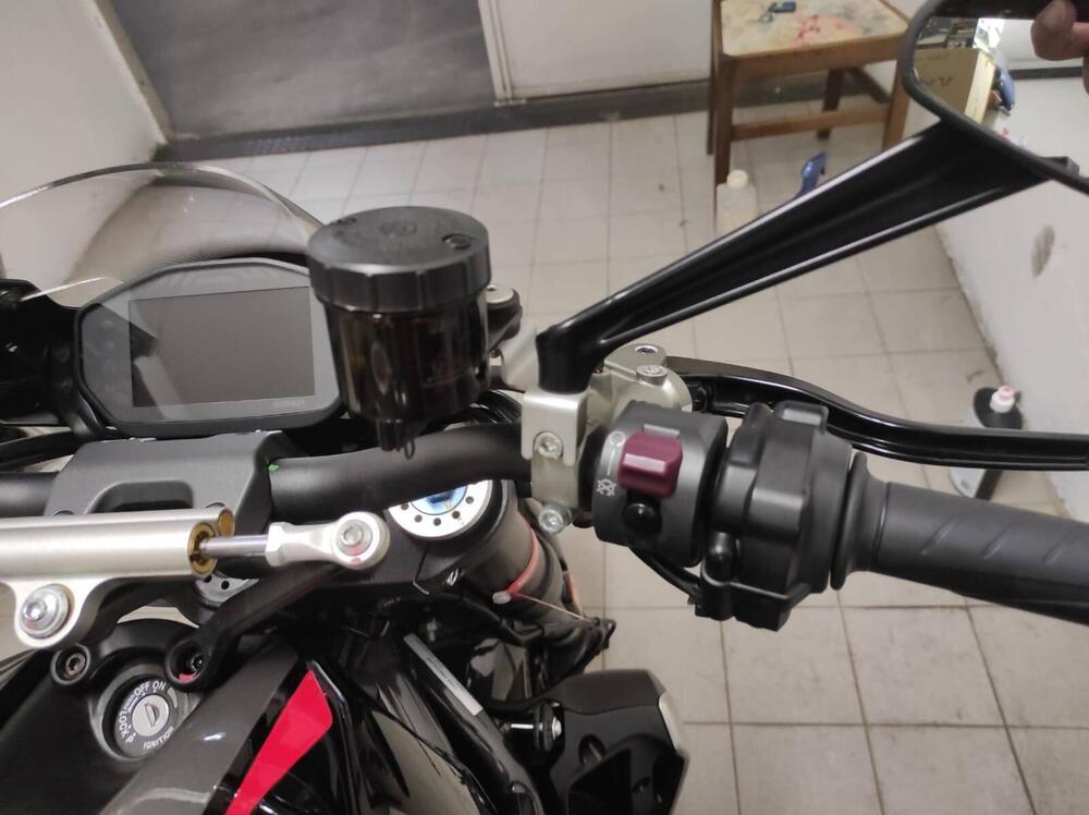 Ducati Monster 1200 R (2016 - 19) (3)