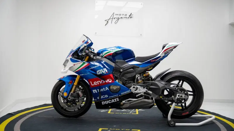 Ducati Panigale V4 Tricolore Italia (2025 - 26) (6)