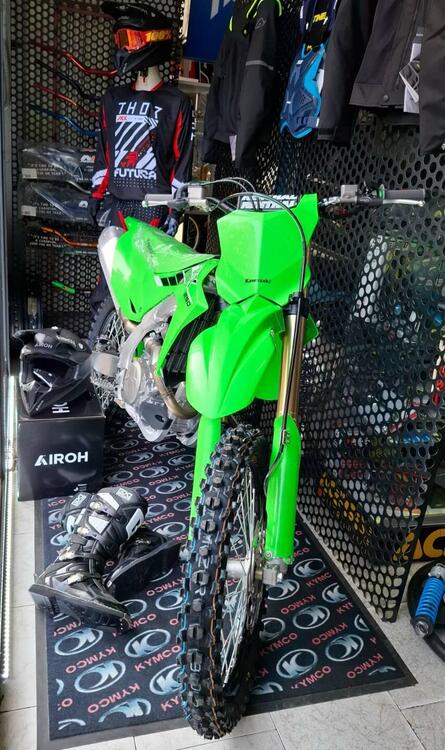 Kawasaki KX 250 (2025)
