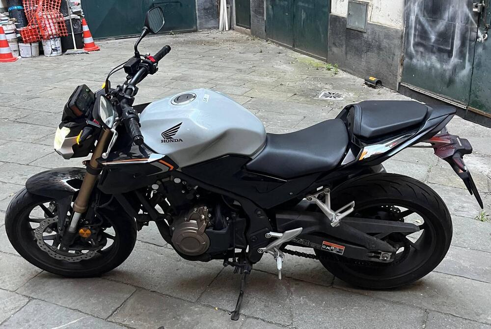 Honda CB 500 F (2022 - 23) (4)