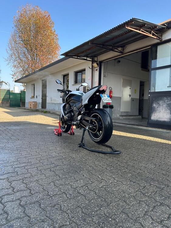 Kawasaki Z 750 (2007 - 14) (4)