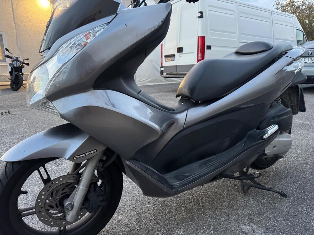 Honda PCX 125 (2009 - 13) (4)