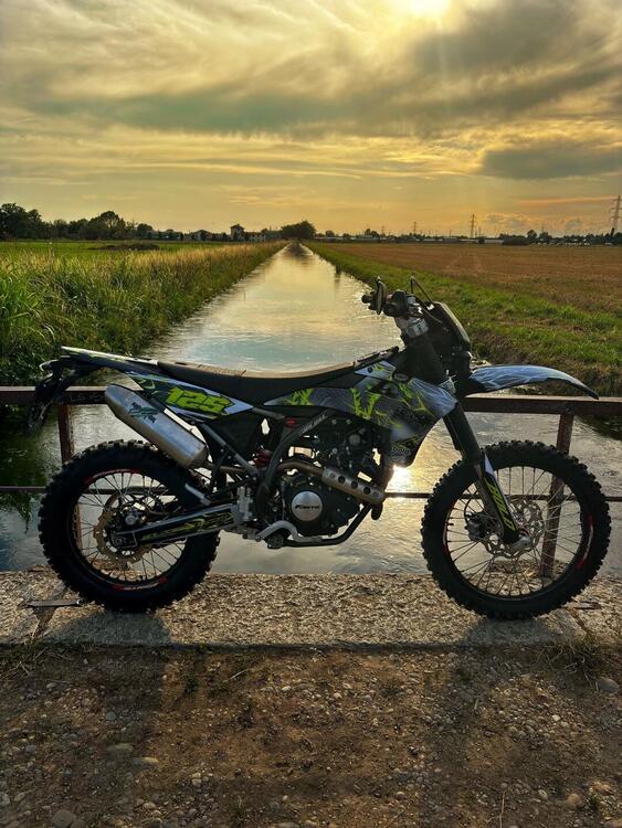 Fantic Motor XEF 125 Performance (2023 - 24) (2)