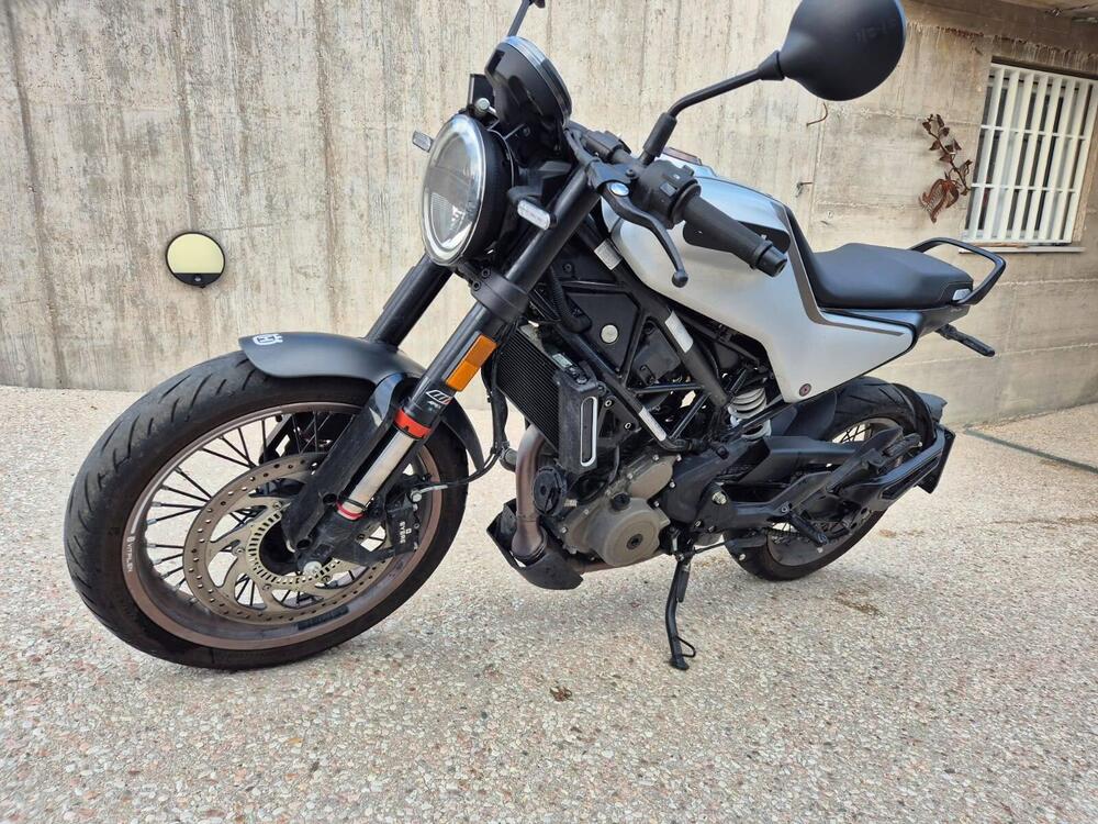 Husqvarna Vitpilen 401 (2024 - 25) (3)