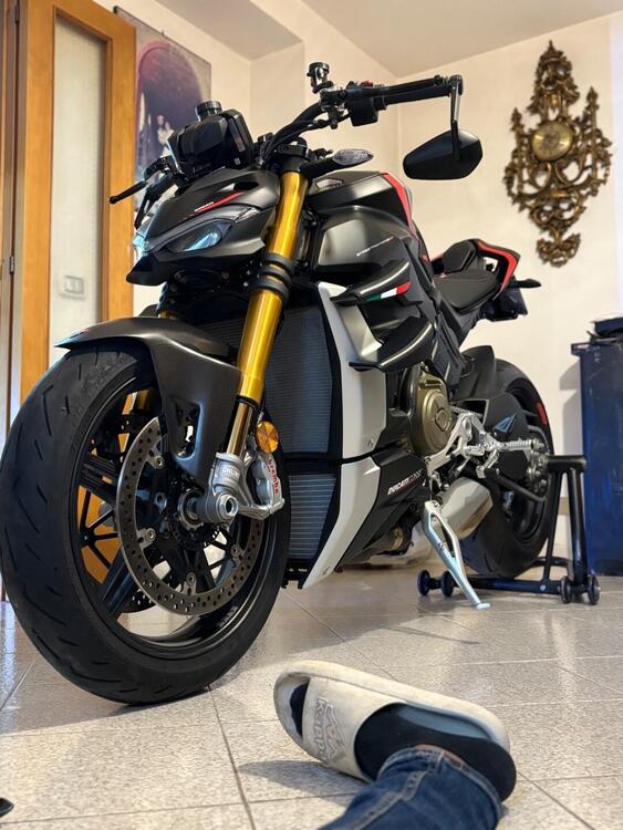 Ducati Streetfighter V4 1100 SP (2022) (4)