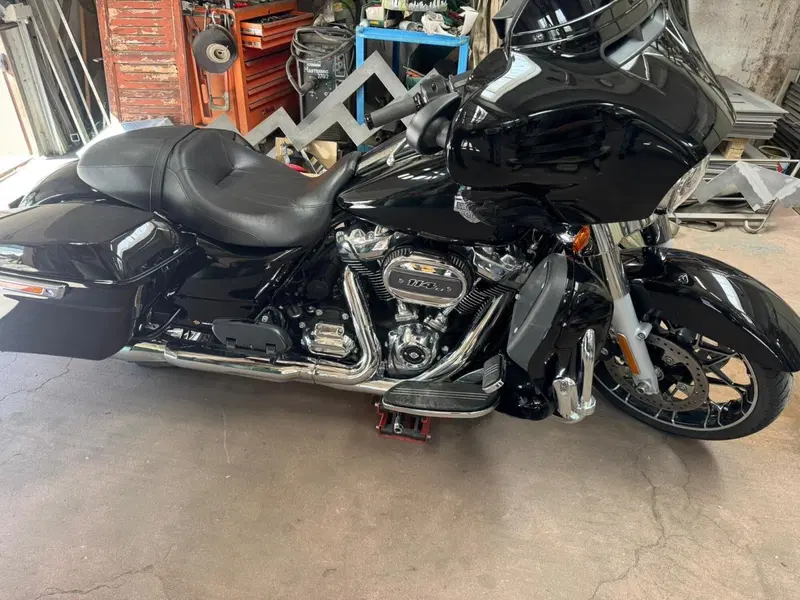 Harley-Davidson 114 Street Glide Special (2019 - 20) - FLHXS (10)