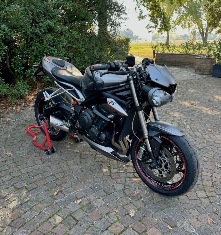 Triumph Street Triple RS (2017 - 19)