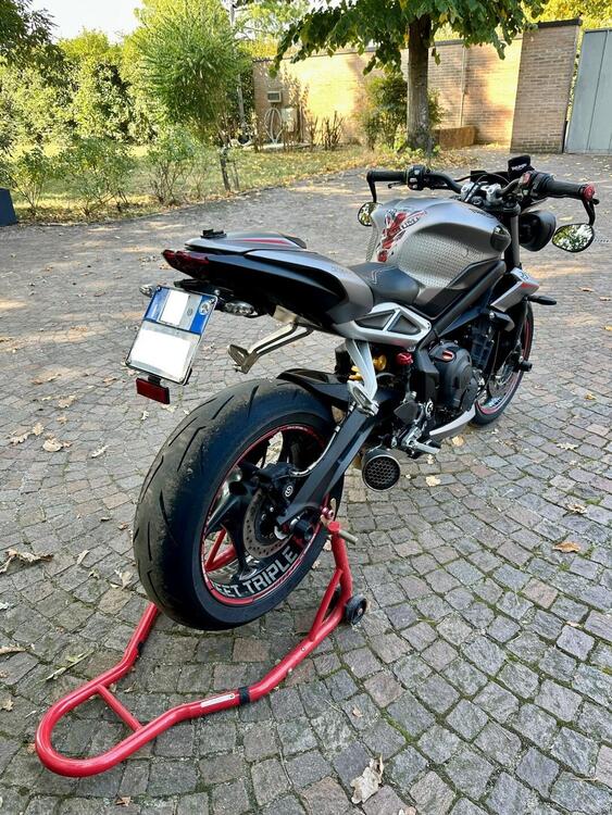 Triumph Street Triple RS (2017 - 19) (4)