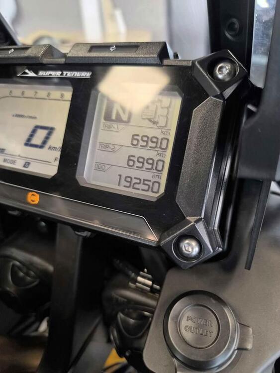 Yamaha XT1200Z Super Ténéré ABS (2017 - 20) (4)