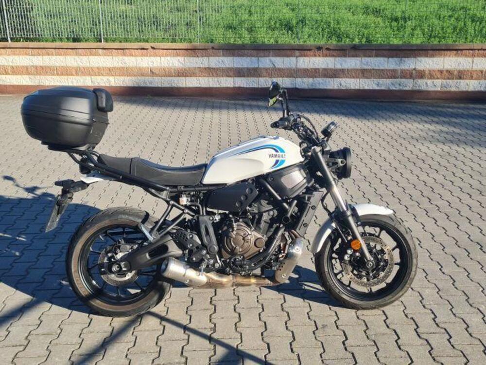 Yamaha XSR 700 (2022 - 25) (3)