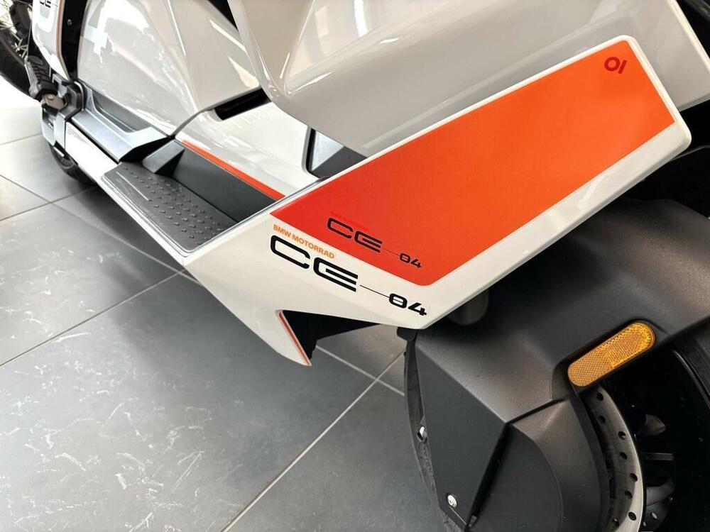 Bmw CE 04 (2021 - 25) (4)