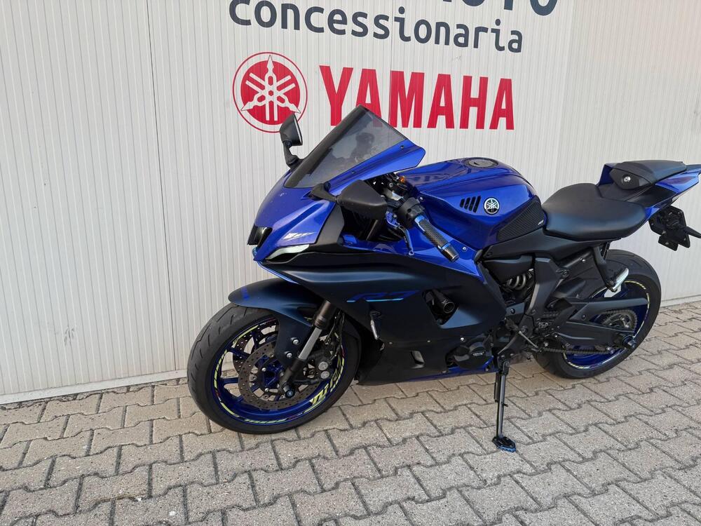 Yamaha YZF R7 (2021 - 25) (3)