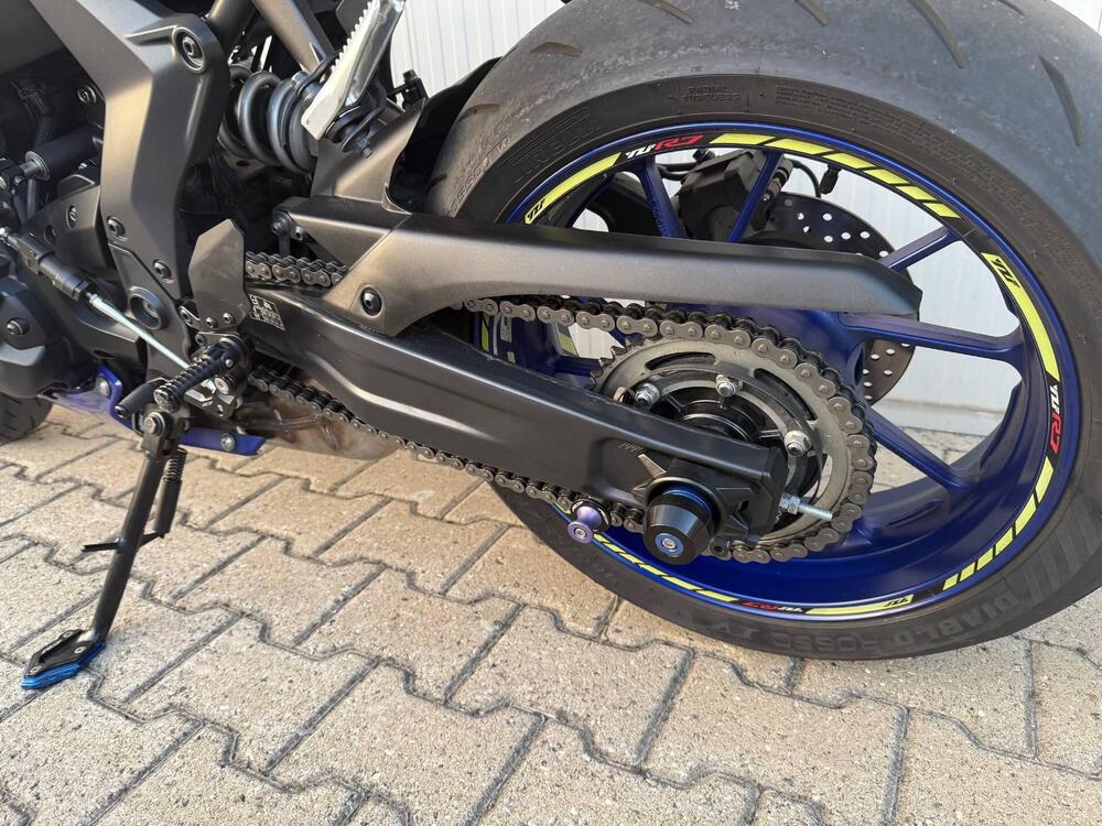 Yamaha YZF R7 (2021 - 25) (5)
