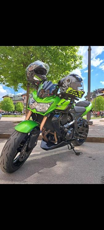 Kawasaki Z 750 R (2011 - 14)