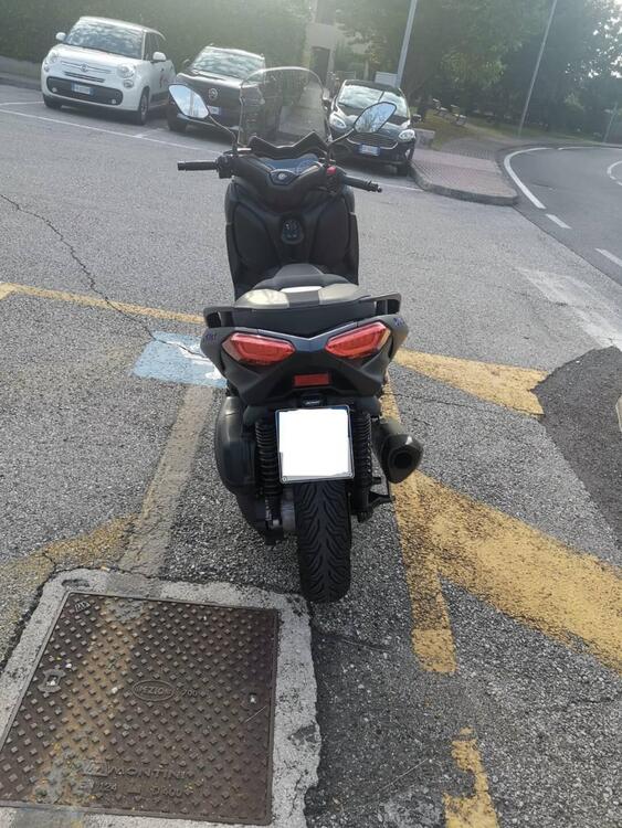 Yamaha X-Max 300 (2021 - 24) (3)