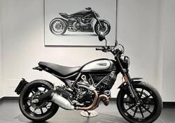 Ducati Scrambler 800 Icon Dark (2021 - 22) usata