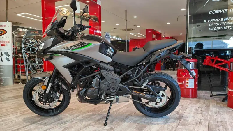 Kawasaki Versys 650 (2025 - 26) (3)