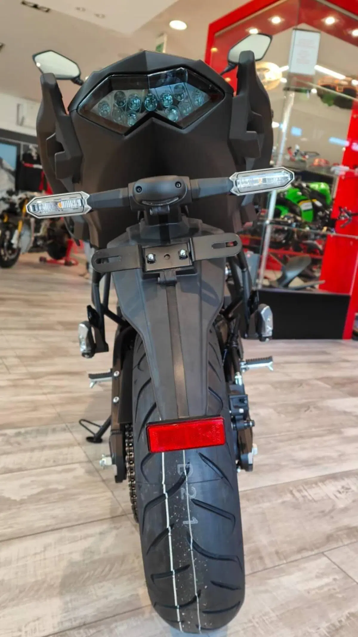 Kawasaki Versys 650 (2025 - 26) (6)
