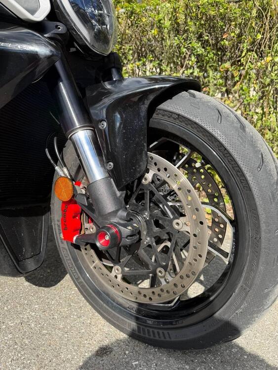 Ducati Diavel V4 (2023 - 25) (3)