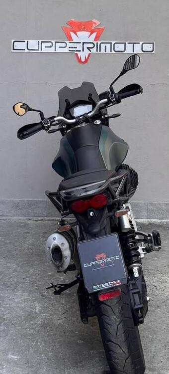 Moto Guzzi V85 TT (2021 - 23) (4)