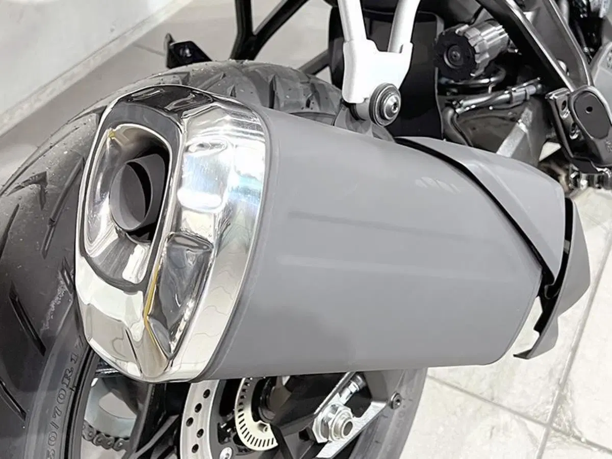 Suzuki V-Strom 800SE (2023 - 24) (3)
