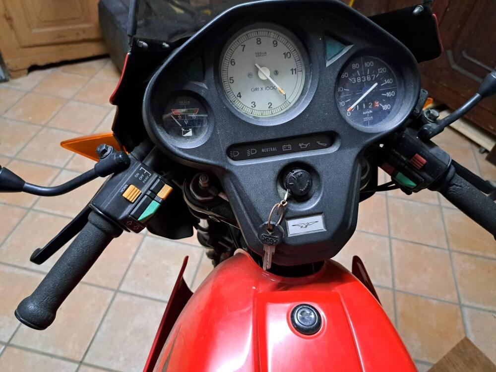 Moto Guzzi v35 Imola II (5)