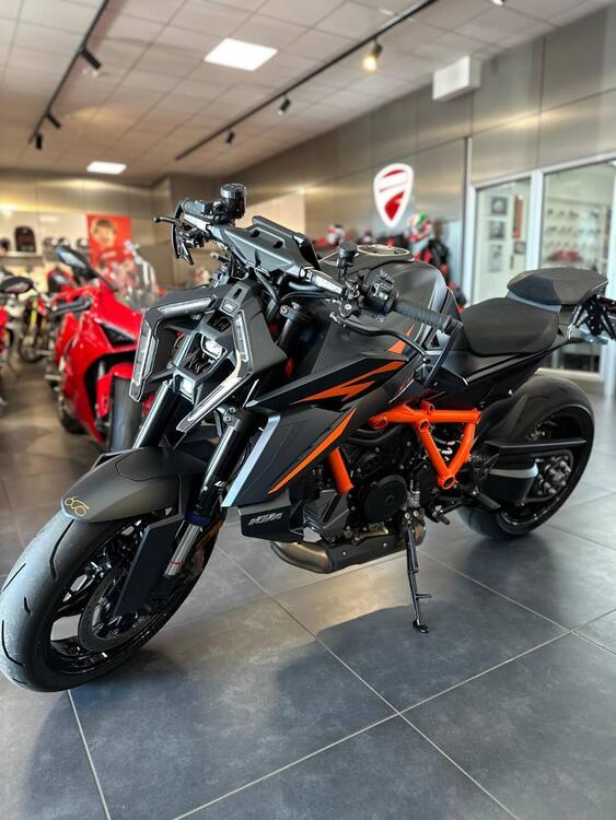 KTM 1390 Super Duke R EVO (2024 - 26) (3)