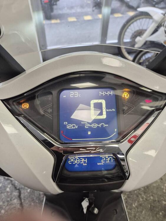 Honda SH 350 (2021 - 24) (2)