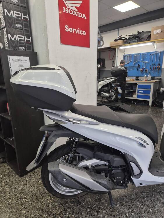 Honda SH 350 (2021 - 24) (4)