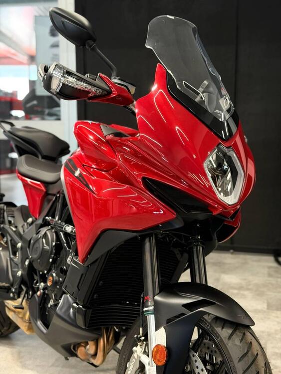 MV Agusta Turismo Veloce 800 R (2023 - 25) (2)