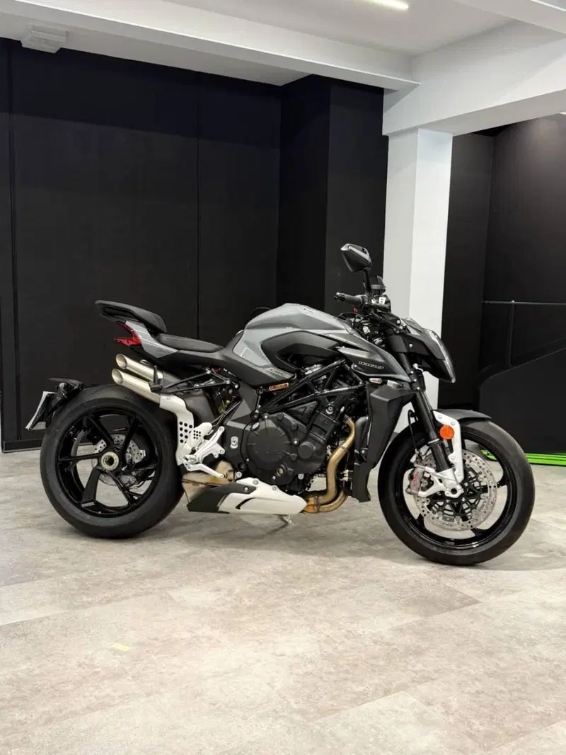 MV Agusta Brutale 1000 RS (2022 - 26)