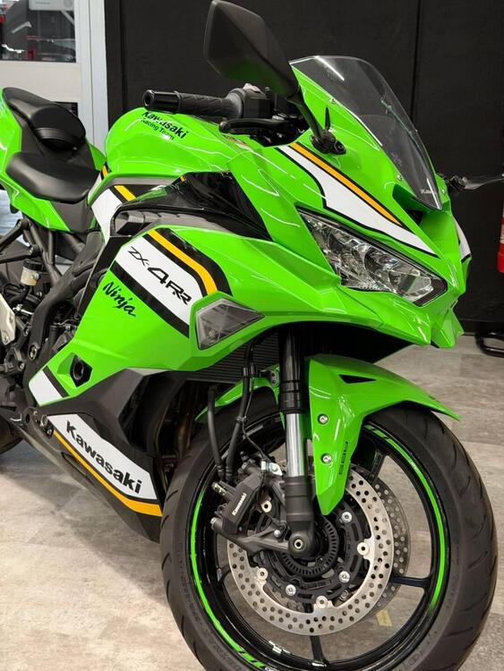 Kawasaki Ninja ZX-4RR (2024 - 26) (2)