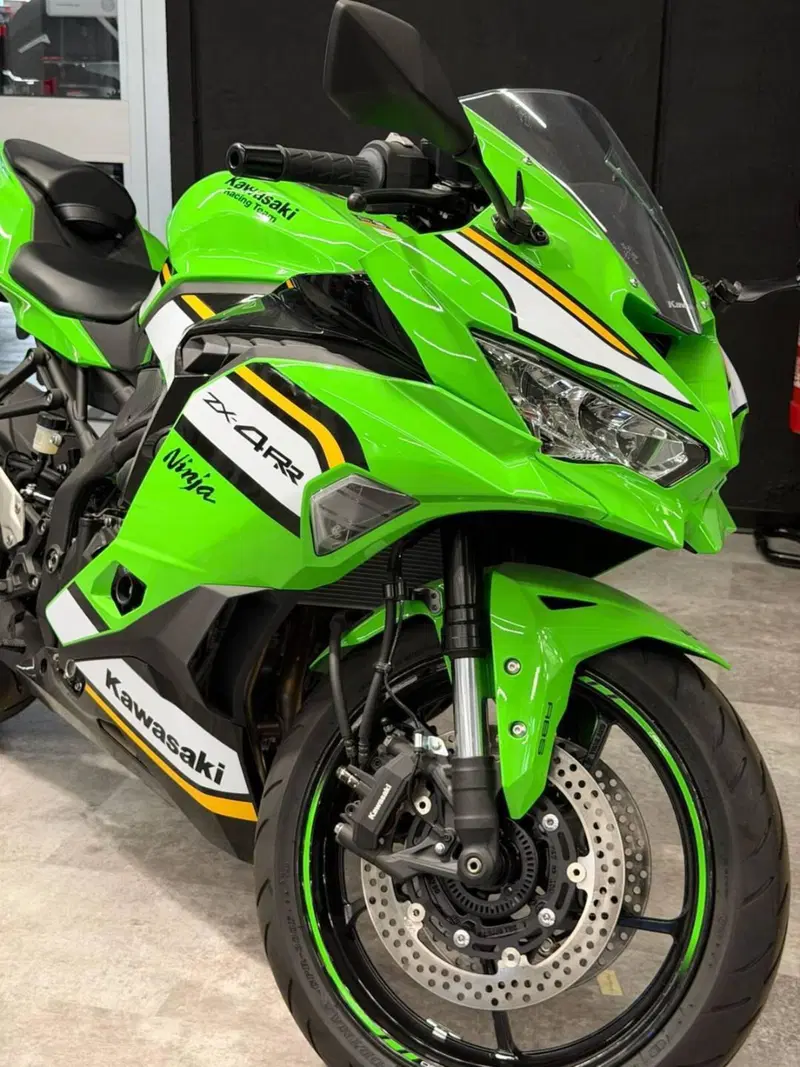 Kawasaki Ninja ZX-4RR (2024 - 26) (2)