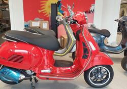 Vespa GTS 300 Super (2023 - 24) nuova