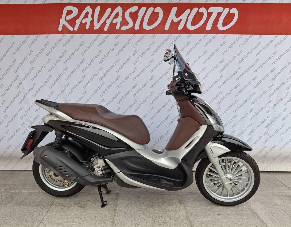 Piaggio Beverly 300 i.e. ABS-ASR (2016 - 20)