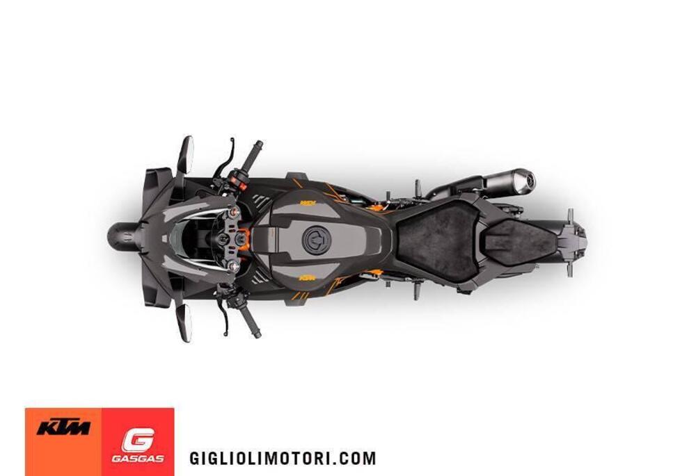 KTM 990 RC R (2026) (5)