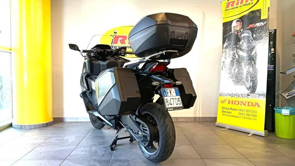 Honda Forza 750 (2025) (5)