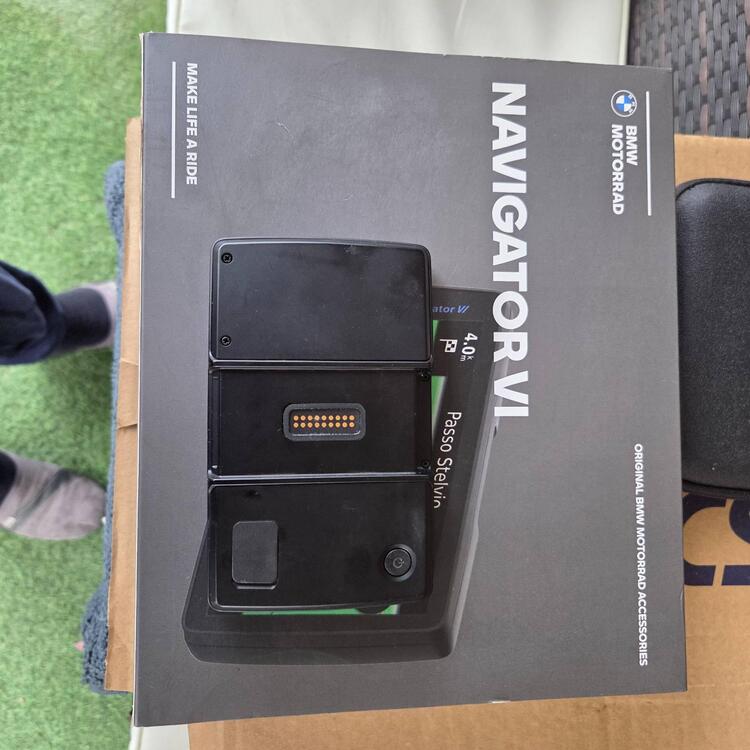 NAVIGATOR VI BMW (2)