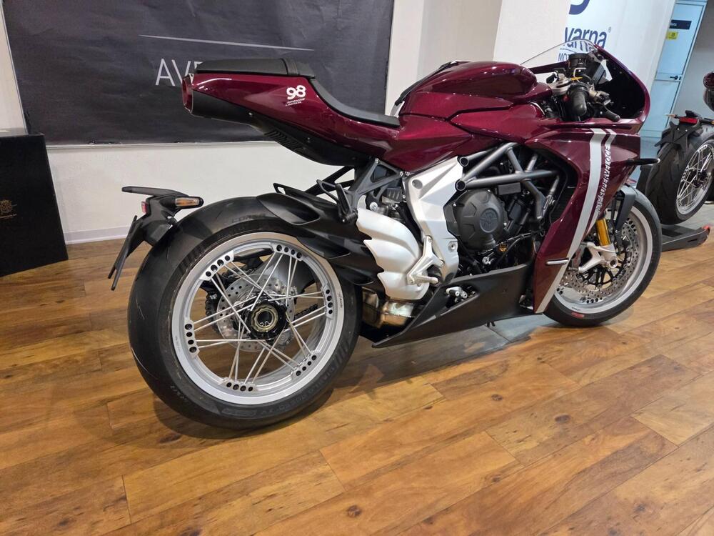 MV Agusta Superveloce 800 98 (2023 - 25) (3)