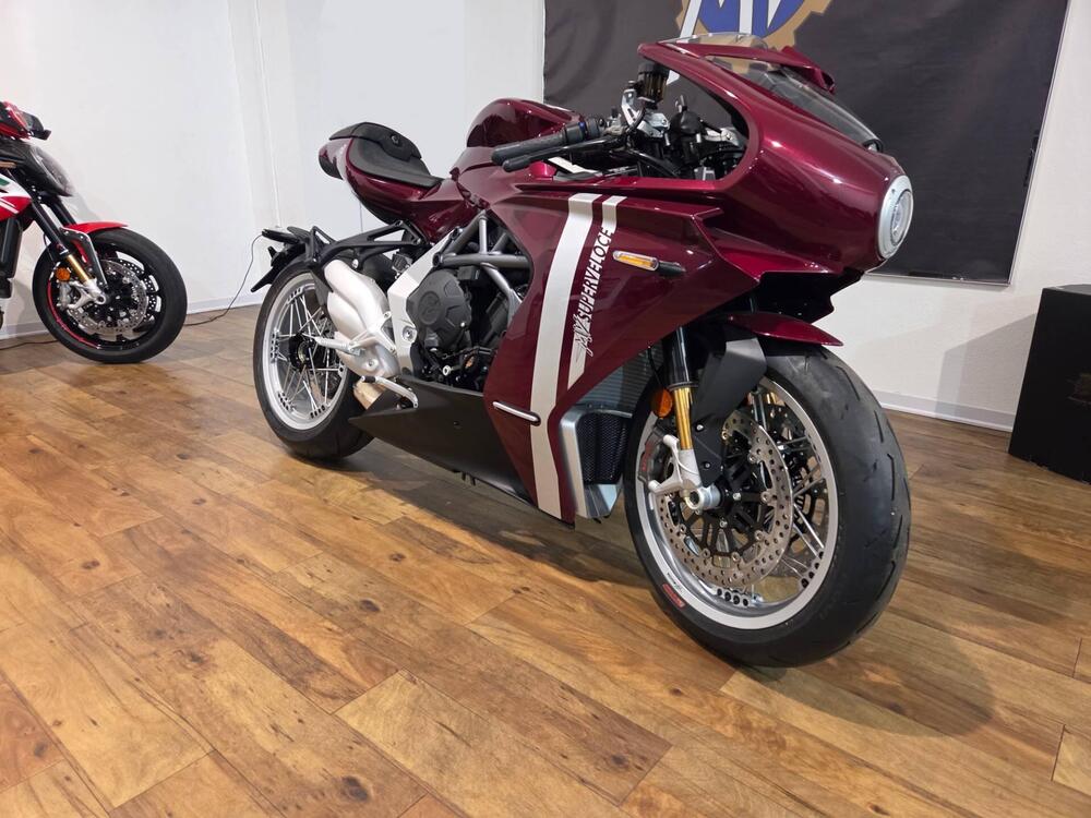 MV Agusta Superveloce 800 98 (2023 - 25) (4)