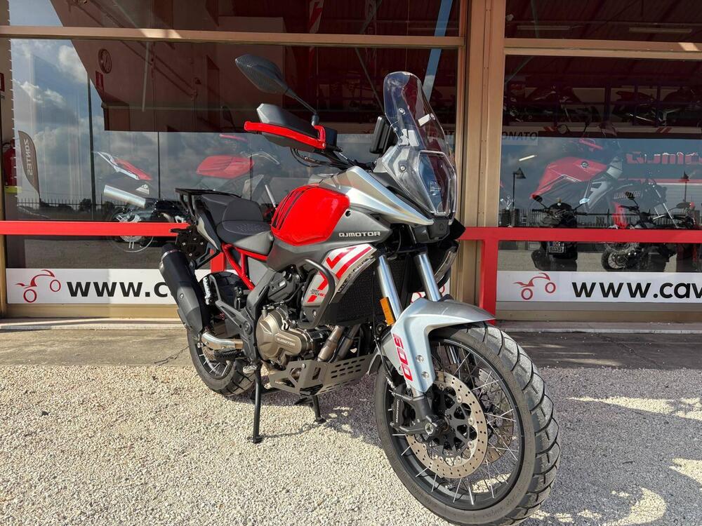 QJ Motor SRT 600 SX (2024 - 25)