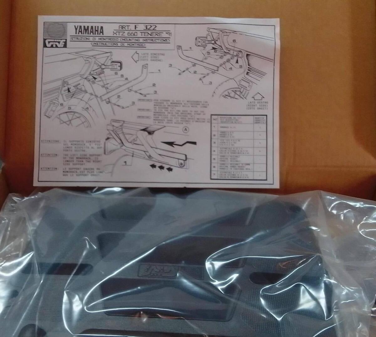 Vendo F322 KIT piastra posteriore XTZ 660 TENERE' 91 Givi a Alife ...