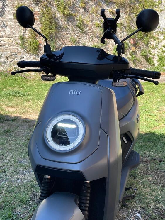 Niu MQi GT 100 (2022 - 25) (2)