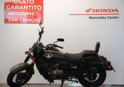 Um Italia Renegade Commando 125 (2023 - 25) usata