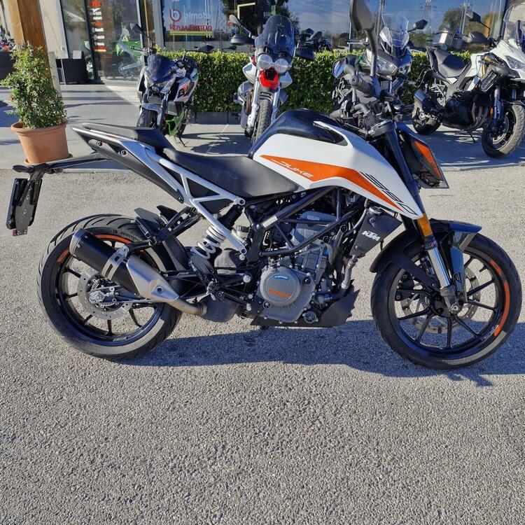 KTM 390 Duke (2021 - 23) (2)