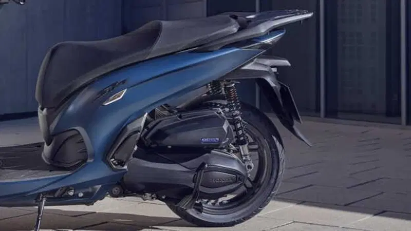 Honda SH 350i GT (2025 - 26) (4)