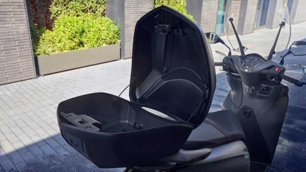 Honda SH 350i GT (2025) (4)