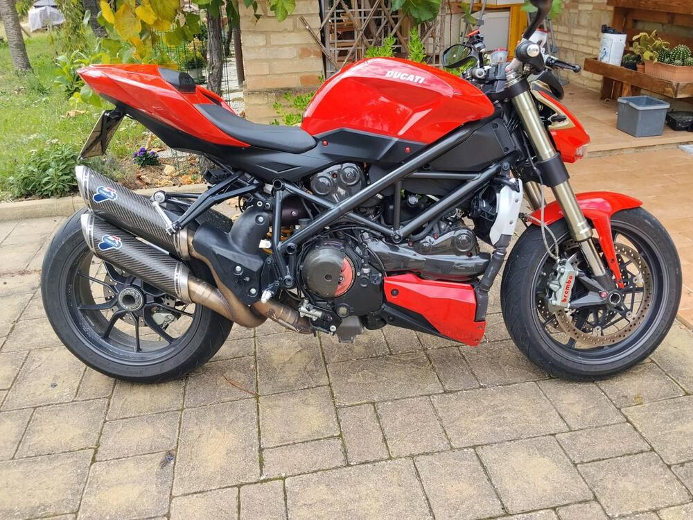 Ducati Streetfighter (2009 - 12) (2)